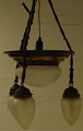 www.ebuy.dk pr�senterer: Loftslampe ca. 1920, udf�rt i kobber med messingb�nd. diam. 37 cm H. 70 cm