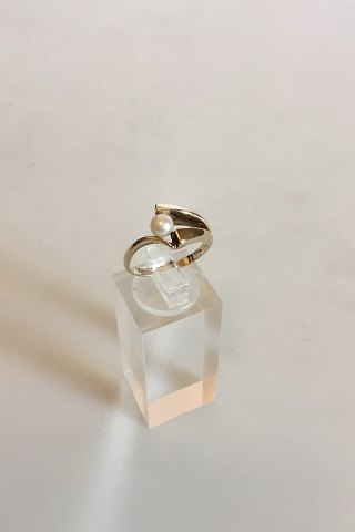Gold ring with Pearl in 14K