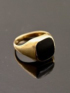 14 karat guld ring strrelse 63-64 vgt 9,3 gr. med karneol
