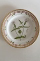 Royal Copenhagen Gammel Flora Danica Frokosttallerken #3550. Måler 22,5cm og er i god stand. ...