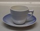 Bing & Grøndahl Blå tonet glat porcelæn 102 Kop og underkop med gennembrudt kant (305,6) I fin ...