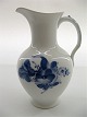 Royal Copenhagen Kongelig Porcelæn blå blomst flettet chokoladekande 8147 1.sort