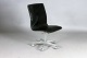 Roxy Klassik præsenterer: Arne Jacobsen / Fritz Hansen.Oxford kontorstol.Sort original læder & ...