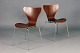 Roxy Klassik præsenterer: Arne Jacobsen / Fritz Hansen.2 Stabelstole.Model: 3107.Teak & forkromet ...