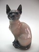 Kongelig figur nr. 3281 siameser designet af Th.Madsen. 11. sortering. Højde 19 cm. Vare nr. 157307.