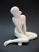 Rosenthal figur i porcelæn. Fremstillet i 1937 i ren art deco stil af billedhugger Fritz ...