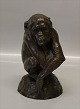 Chimpanse Bronze Carl Johann Bonnesen SIgneret SJB 1915 17 cm Samme figur for Dahl jensen har DJ ...