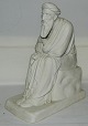 Figur i bisquit af siddende mand. Figuren tilhører Bertel Thorvaldsen´s (1770-1844) figurgruppe ...