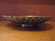 Bronze fad af Tinos.Stemplet: Tinos - Bronze - Made in Denmark.Fadet har en flot patina ...