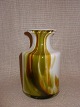Cylindrisk vase med snæver hals og udadkrænget krave fra Cascade serien.Design: Per Lütken ...