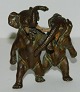Wiener-bronce ca. 1900: Figur i bronze af par elefanter. På bagsiden stemplet på tysk: ...