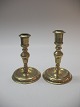 Næstvedstager Mester stemplet af samme Mester. Højde ca. 12 og ca. 12,8 cm. Parret kr. 1200. ...