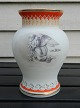 1800tals opaline vase, med håndmalet Thorvaldsen motiv (Nat).Højde 18cm.