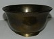 Bronceskål fra Kina 18. - 19. århundrede. I perfekt stand. 7½ cm høj og 13½ cm i diameter.