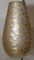Tidlig Boda Glas vase med guld #2137A KV-9. Måler 12,8cm og er i perfekt stand.