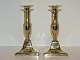 Par messing lysestager fra 1900 tallet.Højde 16 cm.Flot stand.Prisen er for parret.