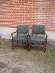 2 stk Armstole i Egetræ.pris kr. 350,-Stolene står i vores afdeling i Hadsten.Åbningstider ...