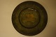 Stort "AMBI" ildfast bronce fad. 37 cm. i diameter. I god stand, lettere slidtage, lidt ridser. ...