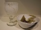 Glasskål i marmoreret glas fra Per Lütkens kunstglasserie Cascade - designet 1970. Indridset HG ...