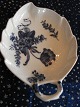 Royal Copenhagen stel - Svejfet Blå Blomst - lille bladfad - nr. 1597