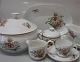 Bing & Grøndahl Fruersko Stel dekoreret med orkideer på hvidt glat porcelæn Kontakt os venligst ...