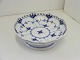 Royal Copenhagen helblonde musselmalet Vi har 2 stk. 1/1023Blue fluted full lace diameter ca 17 cm