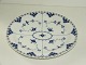 Antik Royal Copenhagen helblonde musselmalet fad 1/1056 ca 27 cm fra 1894-1900 Blue fluted full Lace