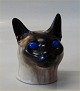 Royal Copenhagen Aluminia fajance 2928 Kat Siameser Jeanne Grut  9,6 cm