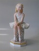 Kgl. figur fra Royal Copenhagen 4075  Balletpige Holger Christensen 1942 21,5 cm I hel og fin stand