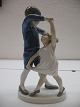 En Bing og Grøndahl figur nr. 1845 danseskolen fremstillet af Ingeborg Plockross Imninger ...