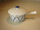 Harlekin/Blå flamme Dan-ild Lyngby. Design Axel Brüel i 1958. Ildfast porcelæn blev solgt under ...