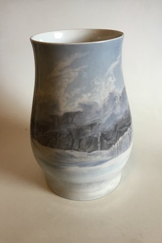 Bing & Grøndahl Unique Vase a Jenny Larsen med motif fra Grønland fra 1921