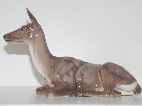Very Rare Dahl Jensen figurine
Hind (female stag)