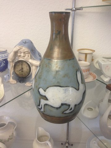 Bing & Grøndahl Art Nouveau Unika Vase af Achton Friis med Kaniner