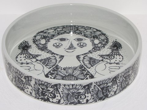 Bjorn Wiinblad
Round bowl with lady and two birds