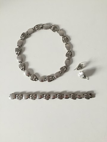 Georg Jensen Sterling Sølv Pinje Smykkesæt med halskæde, armbånd og øreringe No 
94B