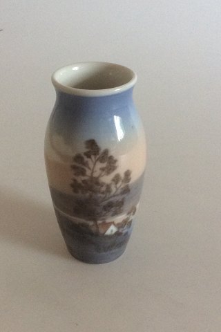 Dahl Jensen Porcelain vase with lake and house motif No 36