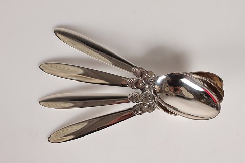 Georg Jensen
Cactus cutlery
Soupspoon
L 18,8 cm