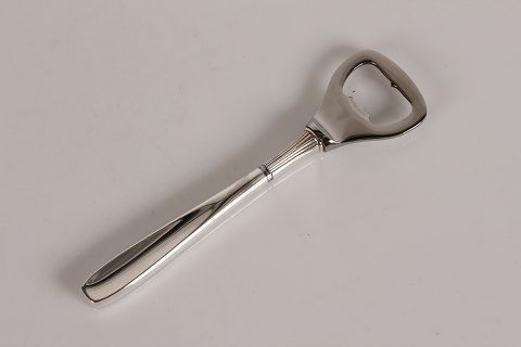 Ascot cutlery
of sterling silver
Bottle opener
