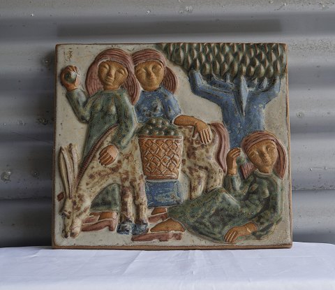 Keramik relief Æbleplukkerne
Michael Andersen