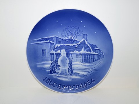 Bing & Grondahl Christmas Plate
1954