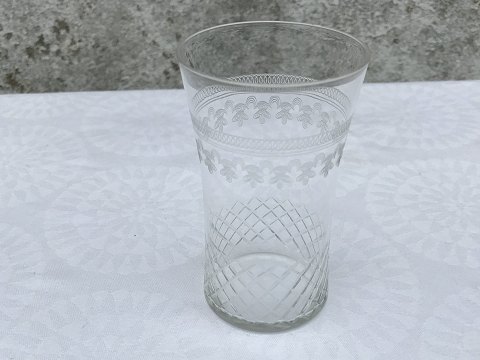 PallMall
Sodavandsglas med guillochering
*150kr stk