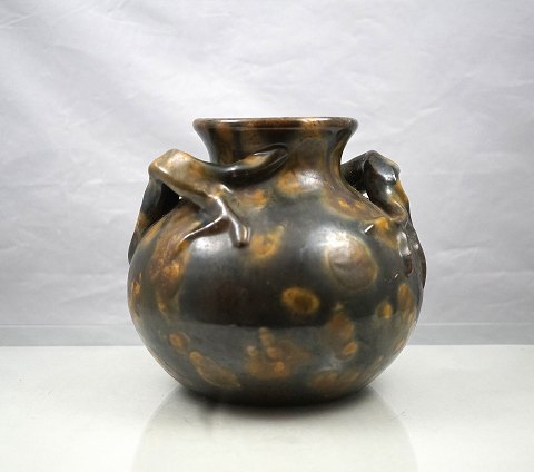 Keramik
Vase med hanke