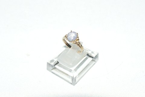 Elegant Damering gray stone 14 carat gold