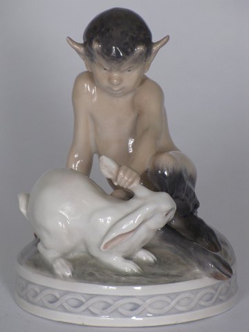 Faun  mit Kaninchen
Royal Copenhagen
Porzellan