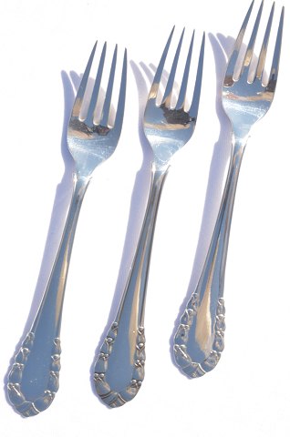 Georg Jensen Lily of the Valley  Dinner fork 012