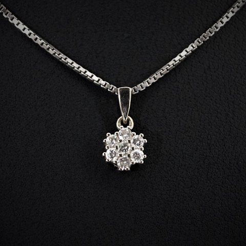A diamond necklace of 14k white gold, 0.35 ct.