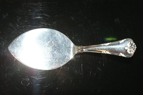 Herregaard Sølv, Kagespade
Cohr.
Længde 15,5 cm.