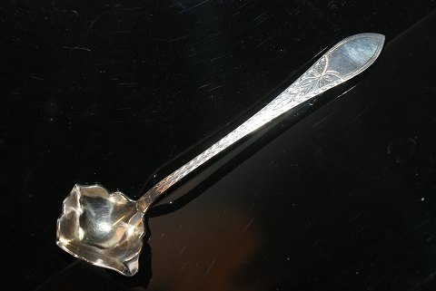 Cream spoon Angular Empire Silver
year 1903
Length 13 cm.
