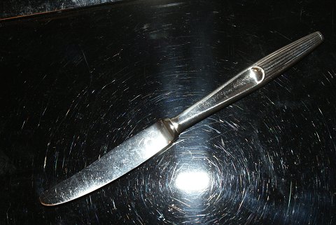 Taskekniv / Damekniv Eva Sølv
Længde 13 cm.